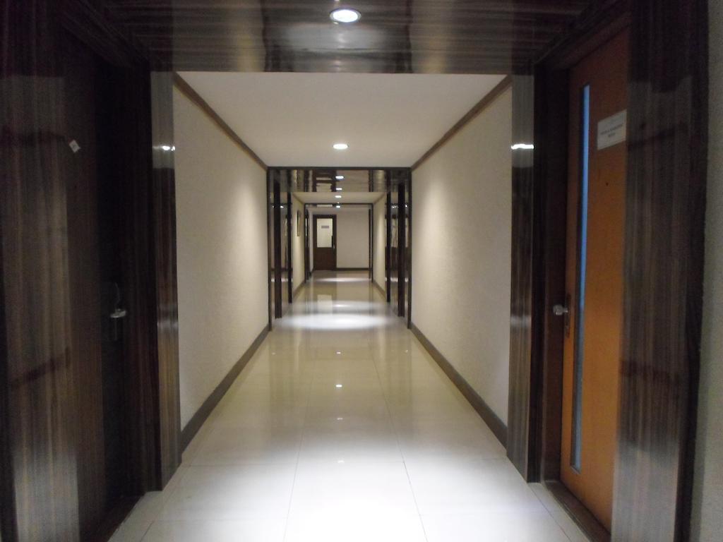 Hotel Mutiara Malioboro Yogyakarta Exterior foto