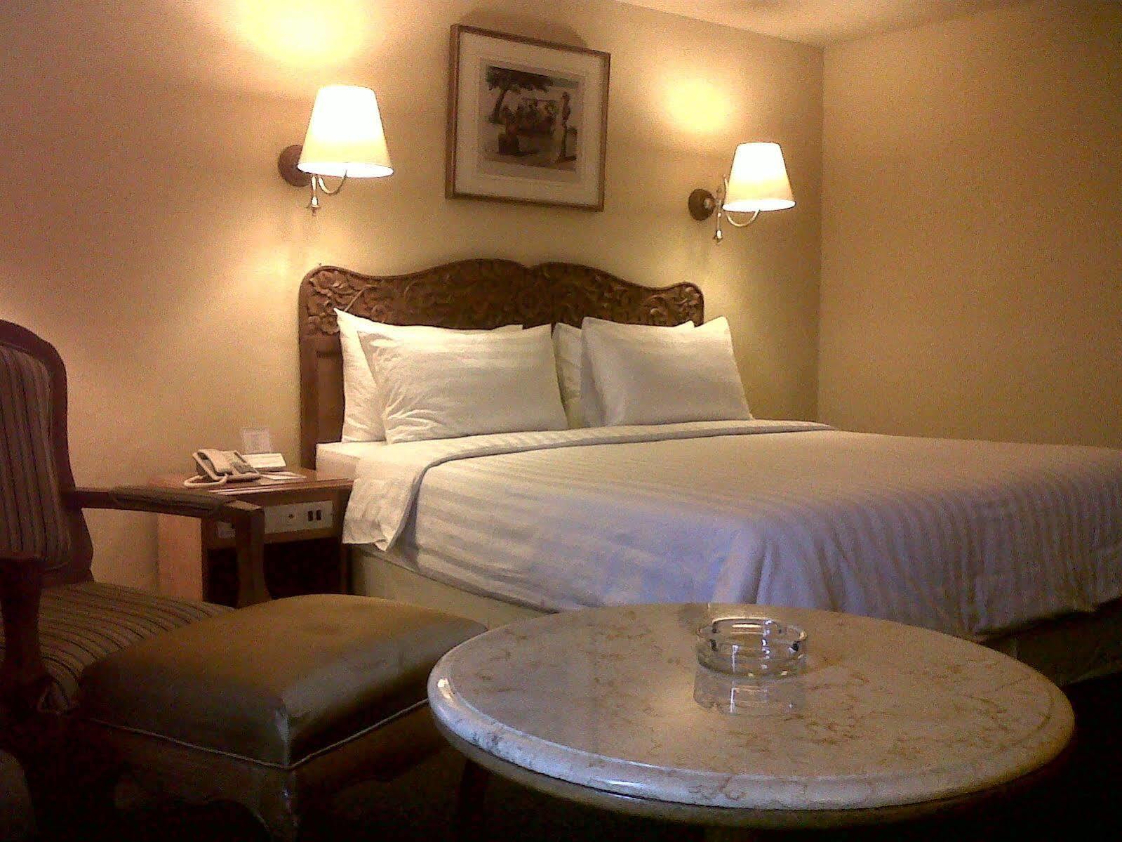 Hotel Mutiara Malioboro Yogyakarta Exterior foto