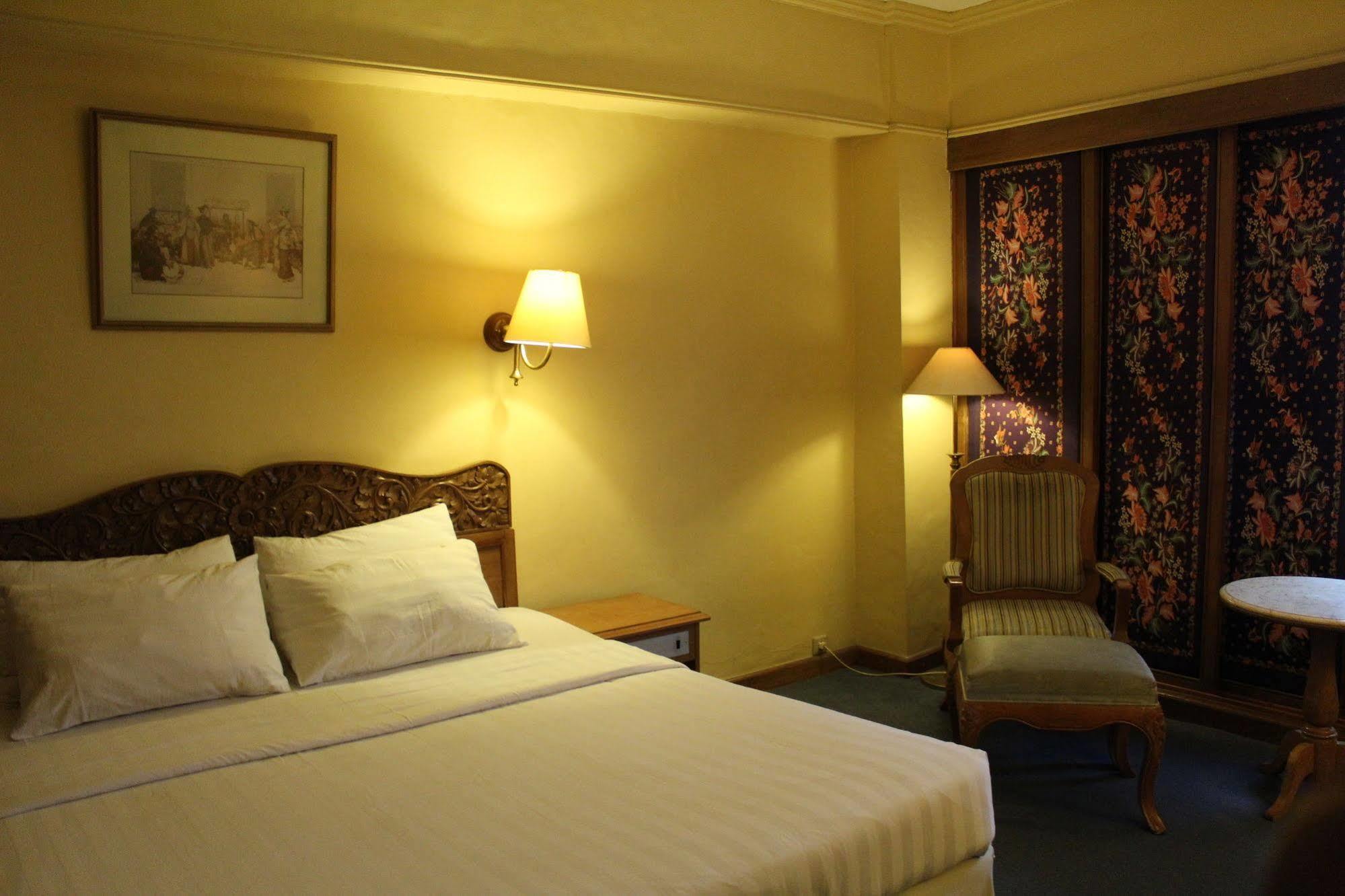 Hotel Mutiara Malioboro Yogyakarta Exterior foto